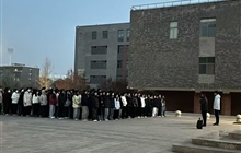 護理學(xué)院舉行升國旗儀式